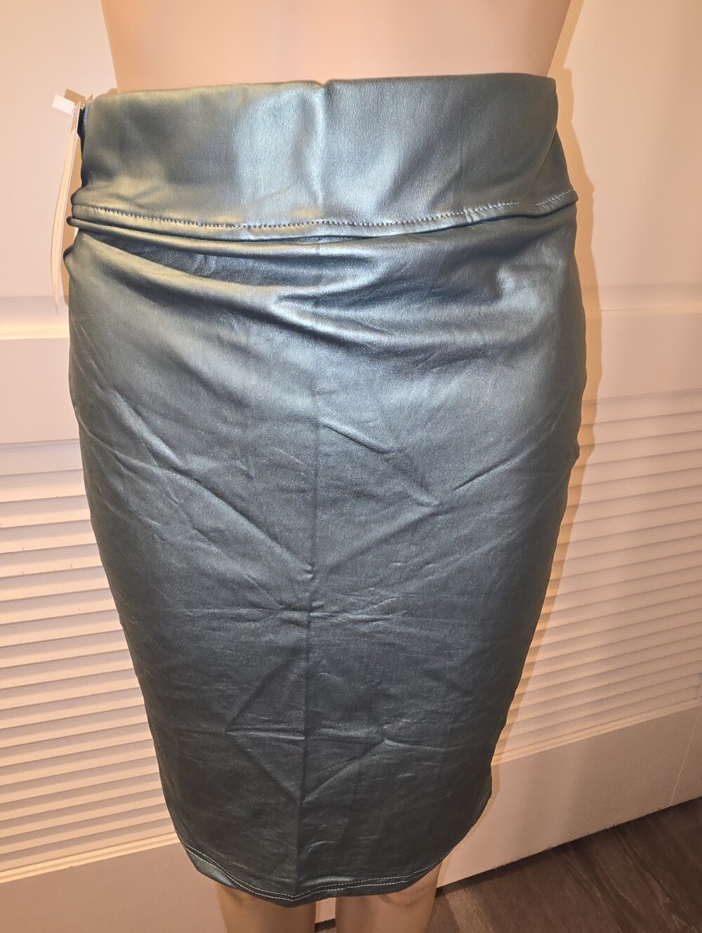 Faux Leather Pencil Skirt 💚